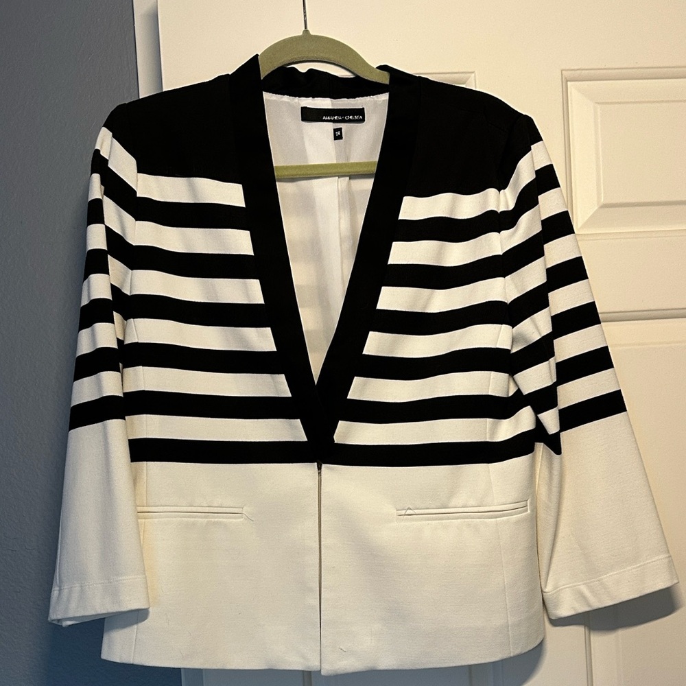 Amanda & Chelsea Black and White Striped Blazer